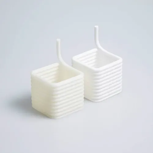 lw-pla_natural_un-foamed_cube_filament.webp